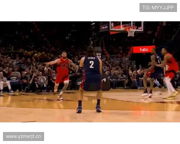 哈登突破拉开空档助火箭提升关键时刻得分效率